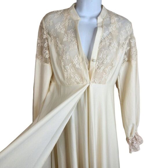 Alice Malouf Other - Vintage 60s Alice Malouf S Ivory Pegnoir Nightgown Gown Robe Bridal Lace